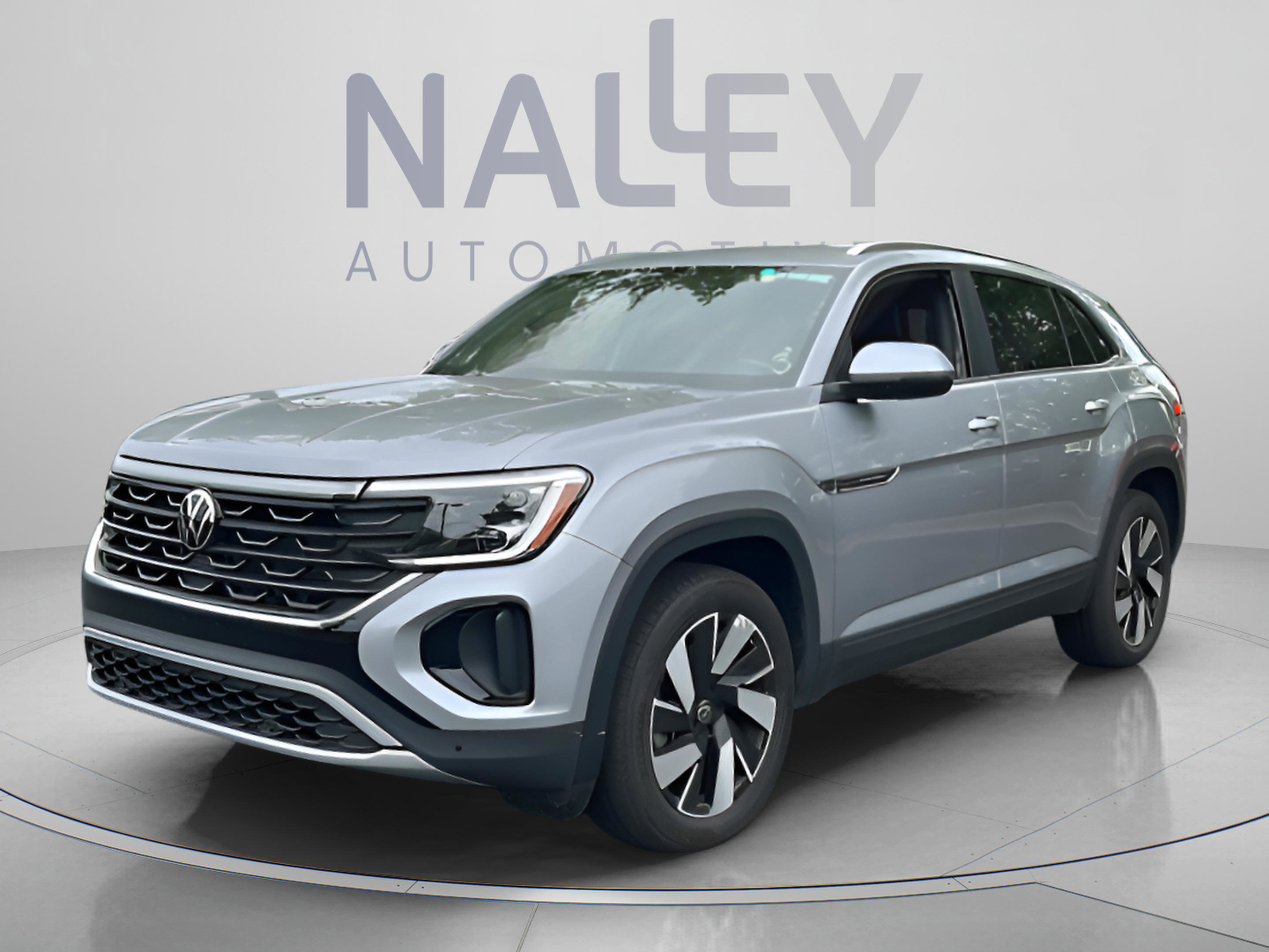 Used 2025 Volkswagen Atlas Cross Sport SE AWD/4WD image 1
