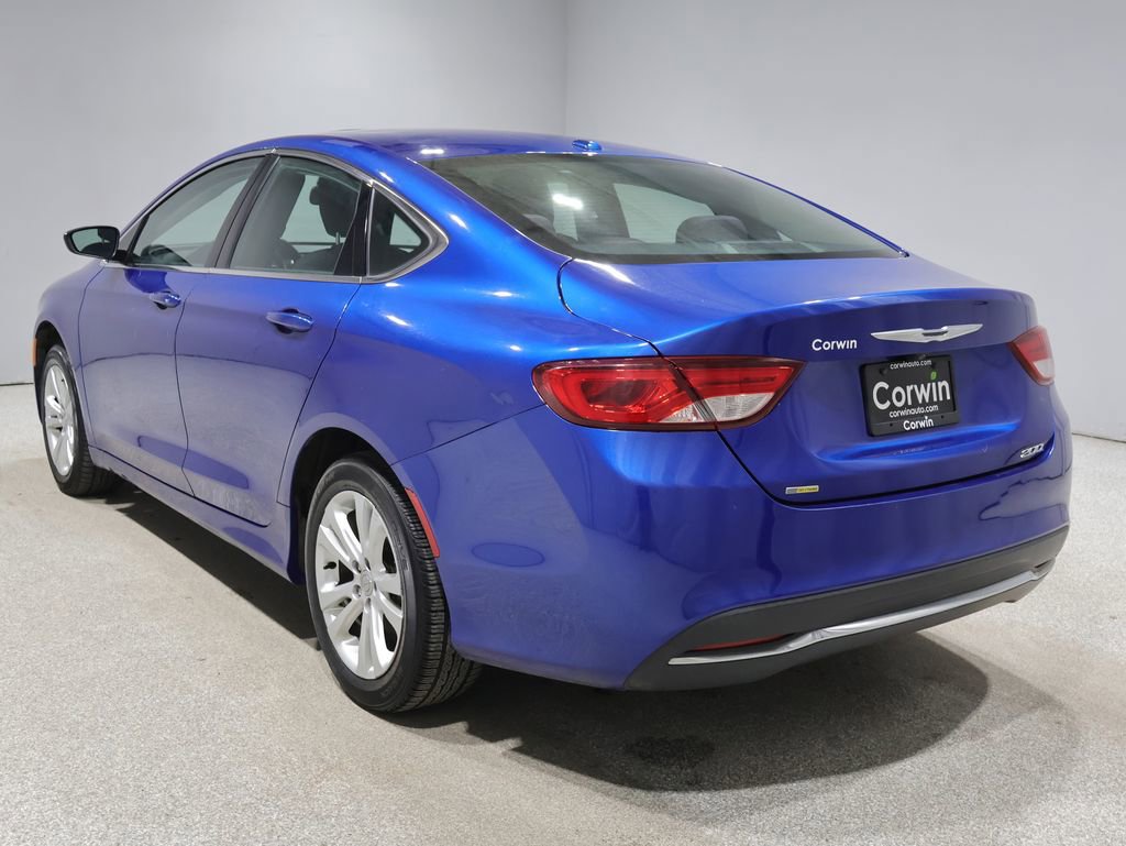 Used 2015 Chrysler 200 Limited w/ Convenience Group image 18