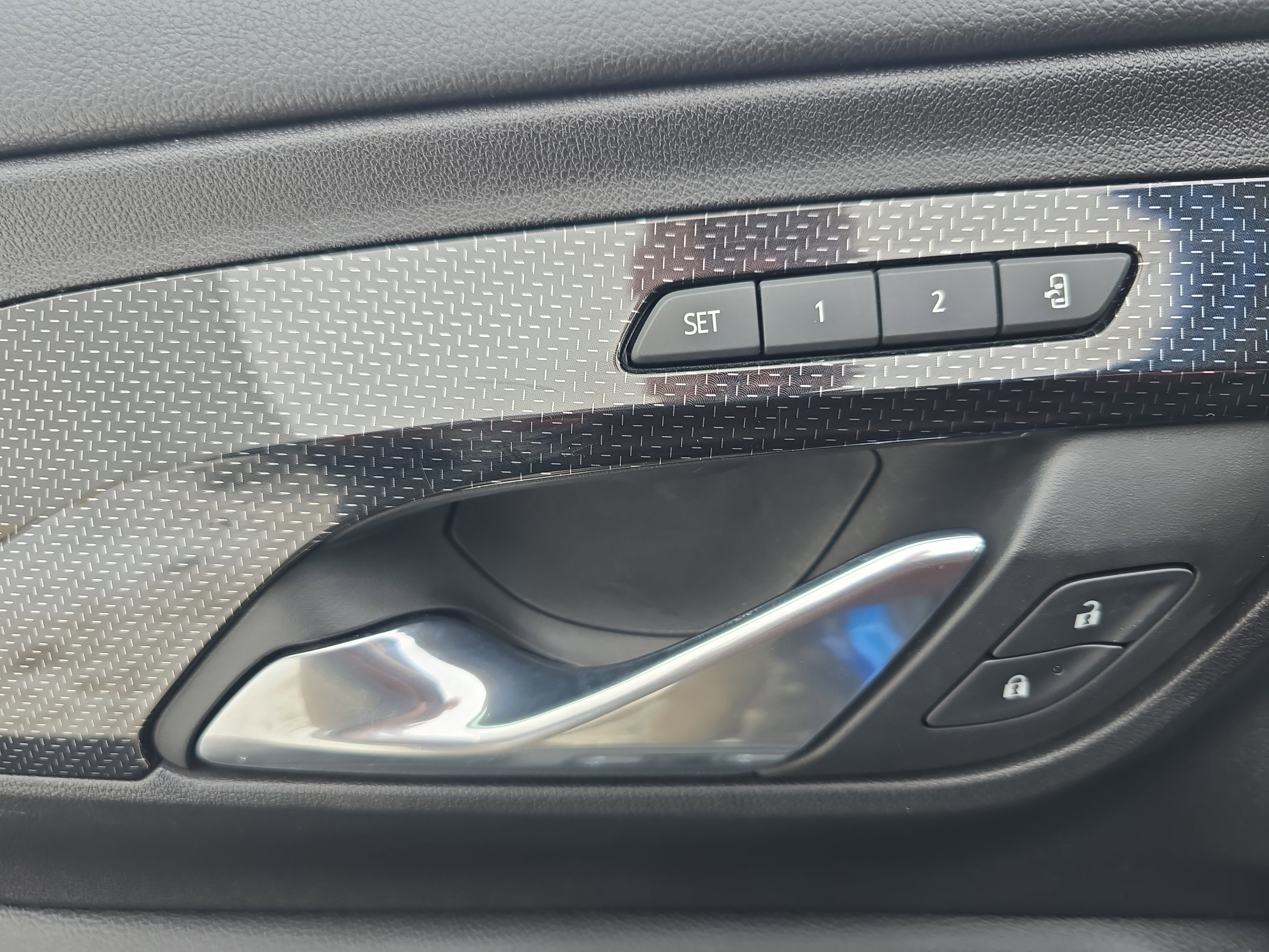 Used 2024 GMC Terrain AT4 w/ Infotainment Package II image 17