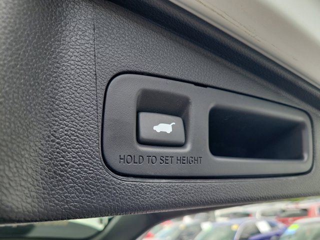Used 2022 Honda CR-V Touring image 13