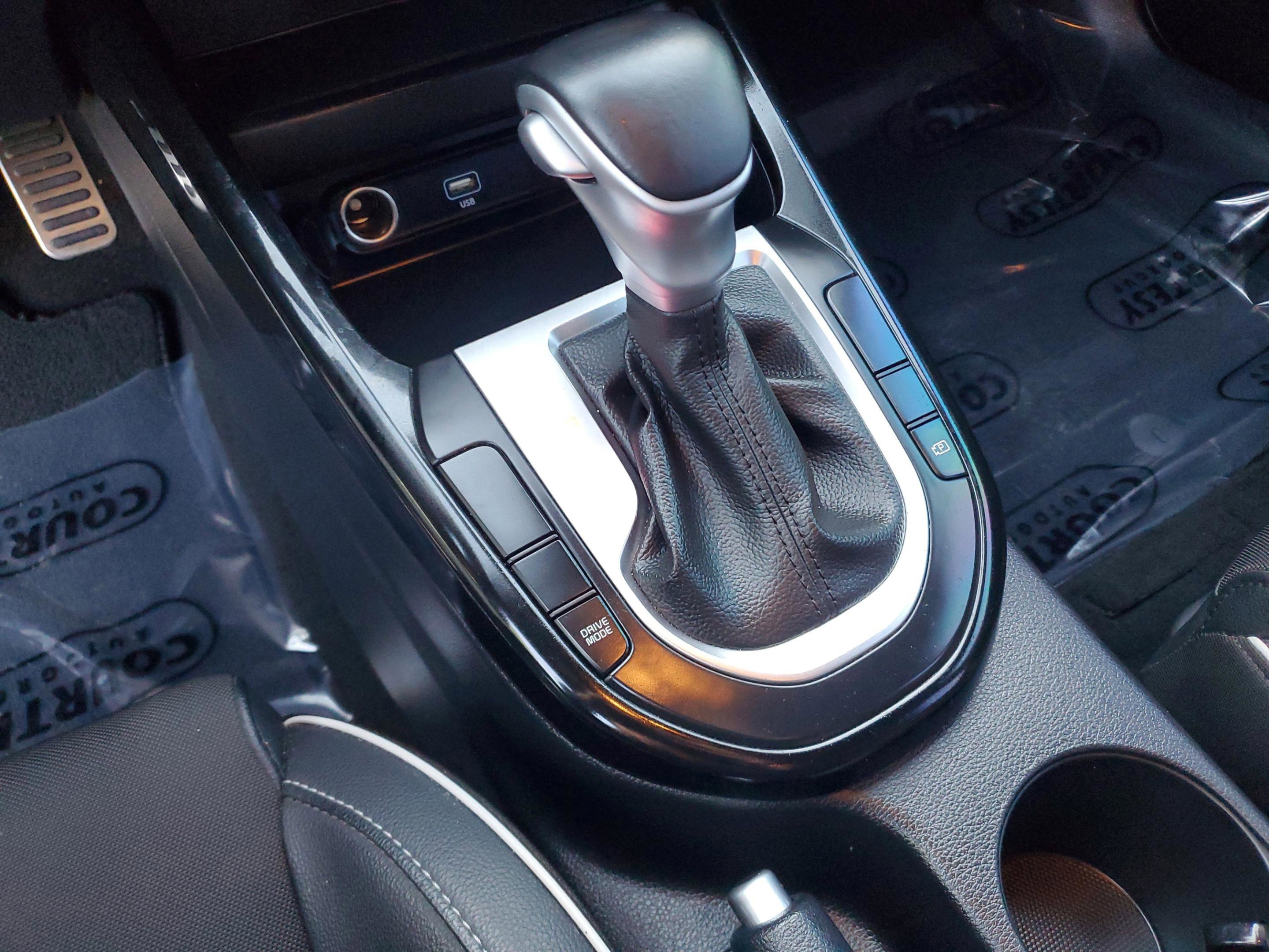 Used 2022 Kia Forte GT-Line image 27