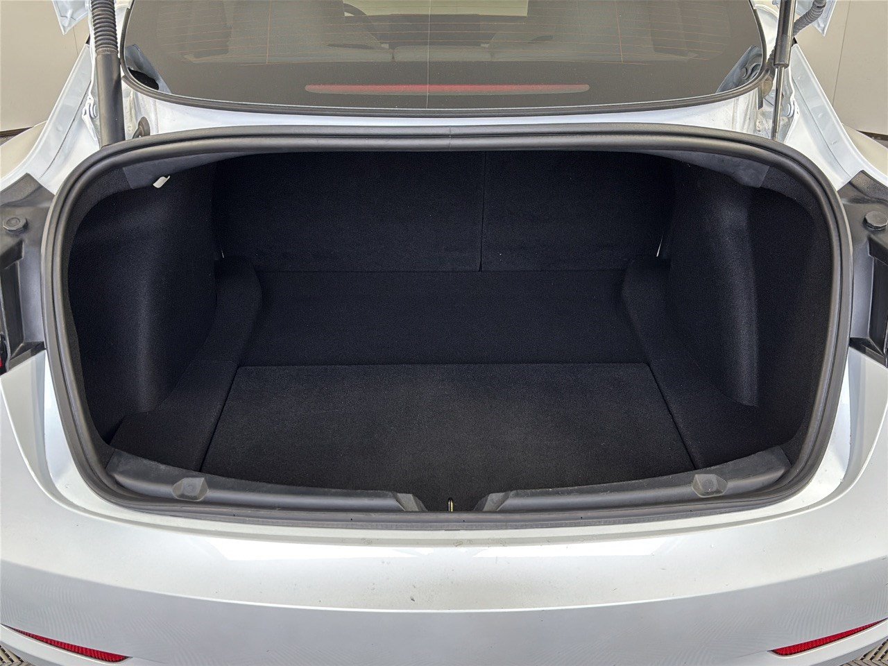 Used 2023 Tesla Model 3 Standard Range RWD image 27