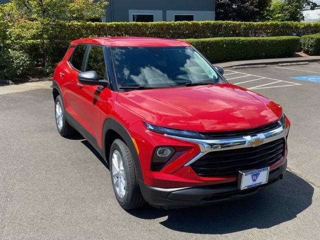 New 2026 Chevrolet TrailBlazer LS w/ LS Convenience Package AWD/4WD image 1
