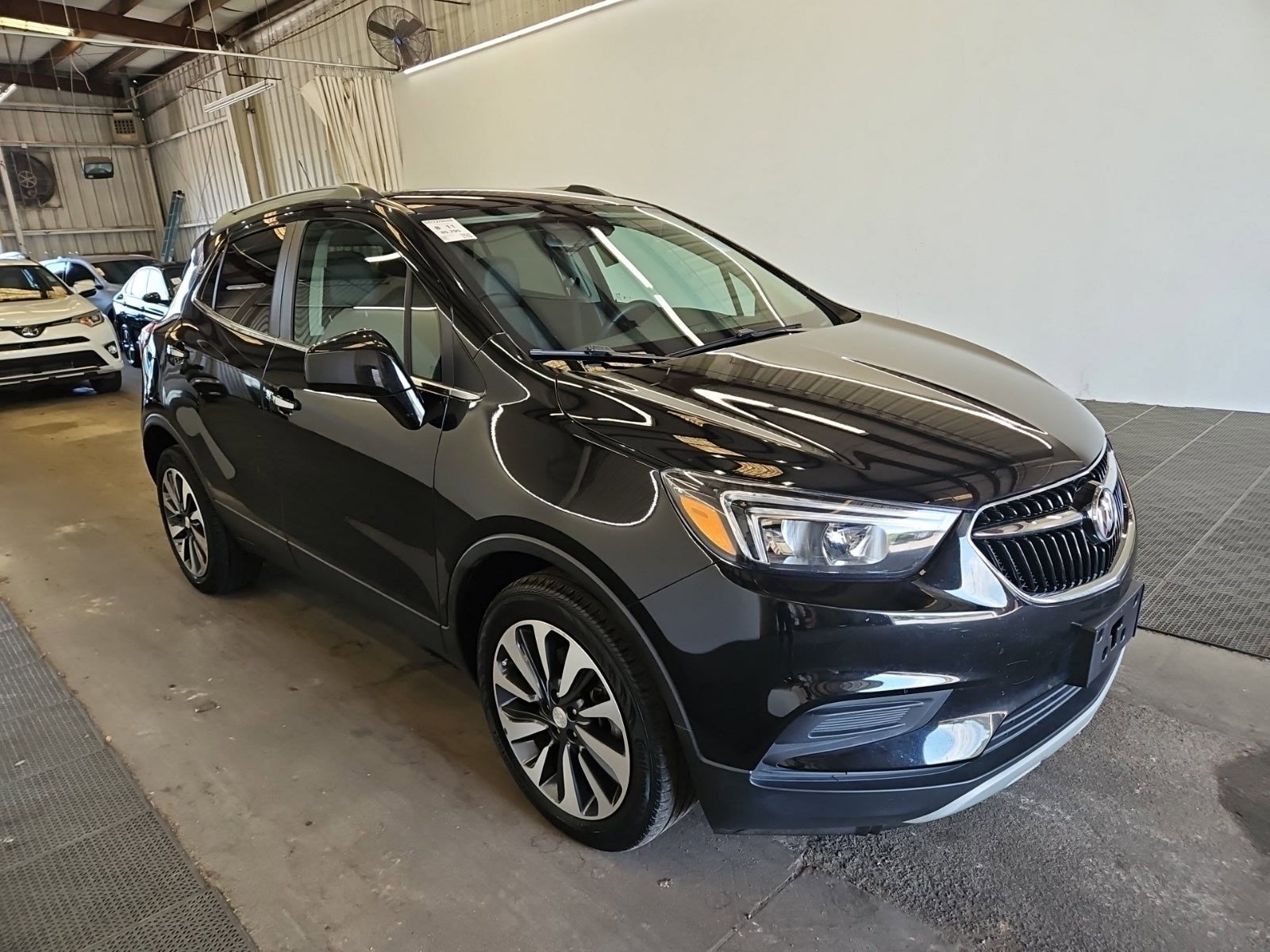 Used 2022 Buick Encore Preferred w/ Safety Package FWD image 2
