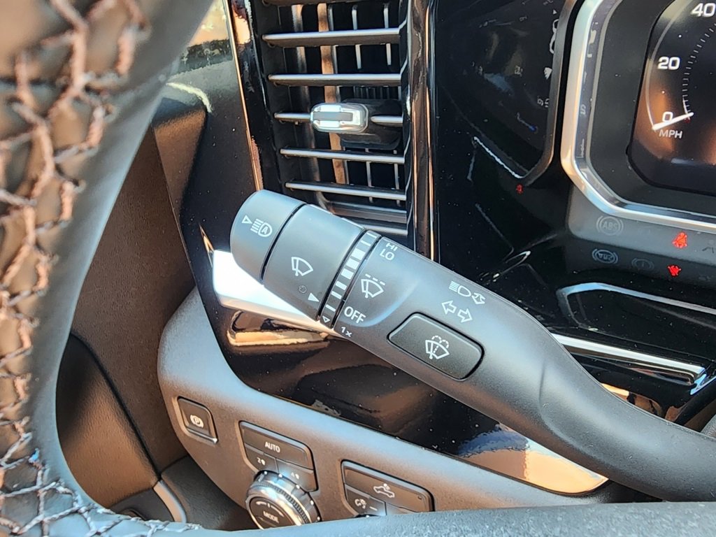 New 2026 GMC Sierra 1500 Elevation image 23