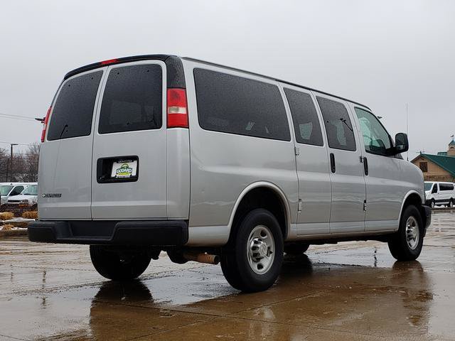 Used 2017 Chevrolet Express 2500 LS RWD image 6