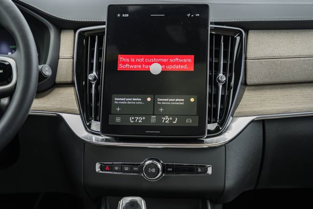 New 2026 Volvo XC90 T8 Ultra image 21