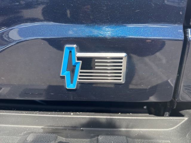 Used 2023 Ford F150 Lightning XLT image 36
