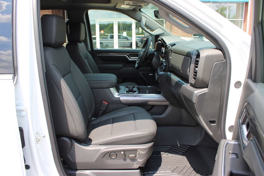 New 2026 Chevrolet Silverado 2500 LTZ w/ LTZ Convenience Package AWD/4WD image 55