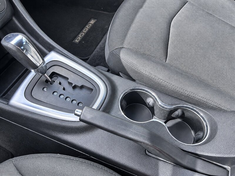 Used 2011 Dodge Avenger Express FWD image 13