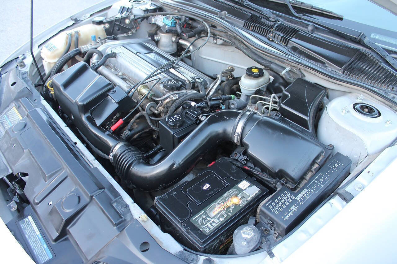 Used 2005 Chevrolet Cavalier Sedan w/ Preferred Equipment Group FWD image 35