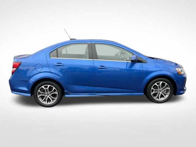 Used 2020 Chevrolet Sonic LT w/ Convenience Package FWD image 8