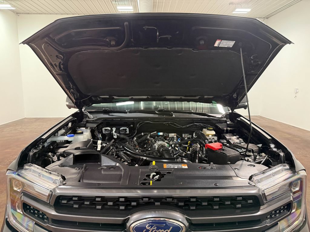 Used 2024 Ford Ranger Lariat w/ Advanced Towing Package AWD/4WD image 19