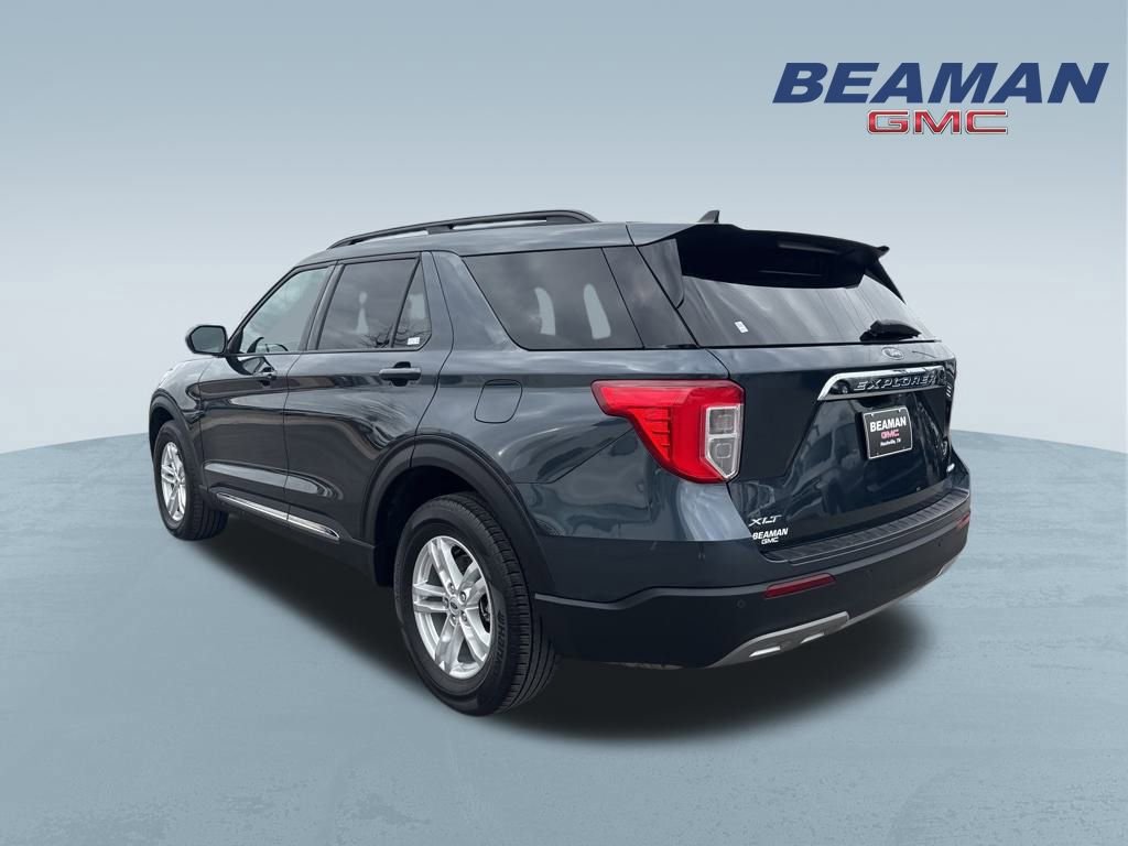 Used 2022 Ford Explorer XLT w/ Equipment Group 202A image 5