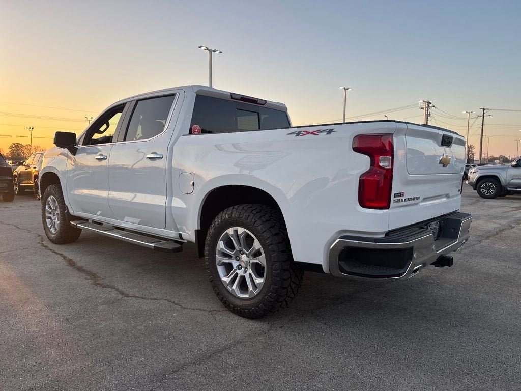 New 2026 Chevrolet Silverado 1500 LTZ w/ LTZ Premium Package AWD/4WD image 4