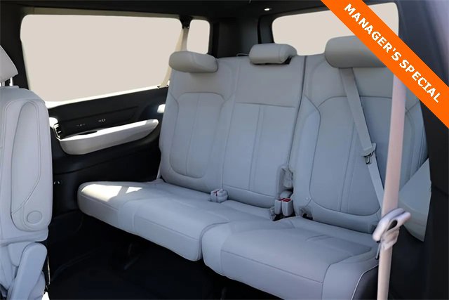 New 2025 Jeep Wagoneer L Series II image 14