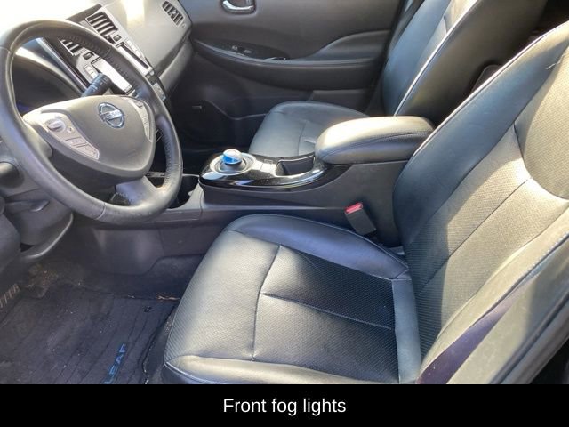 Used 2015 Nissan Leaf SL w/ Premium Package FWD image 12