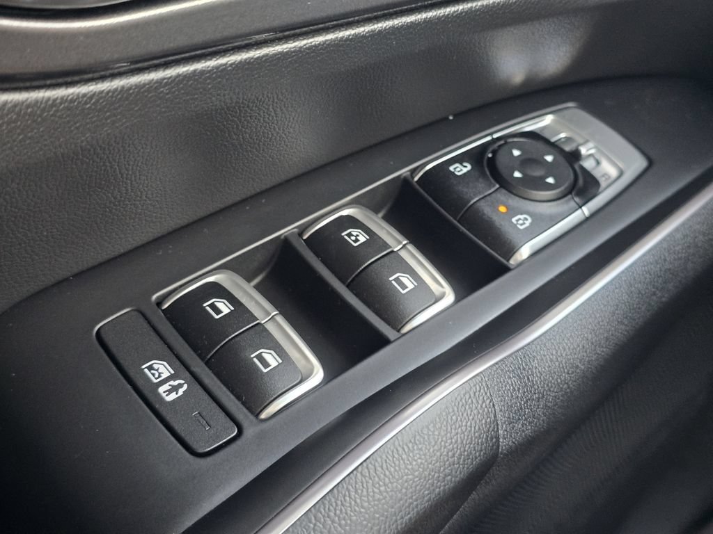 Used 2023 Kia Sorento S FWD image 24