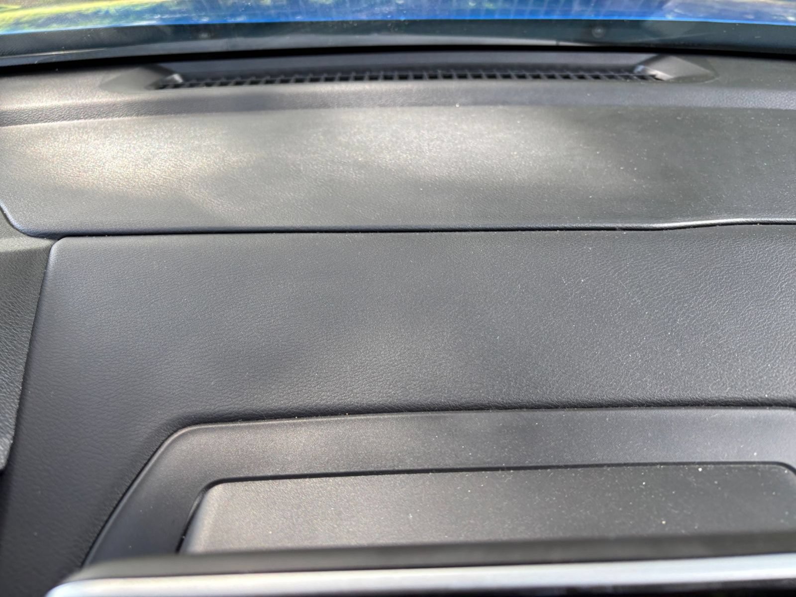Used 2025 Nissan Sentra SV FWD image 16