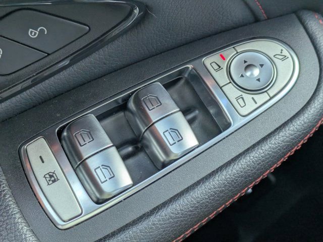 Used 2022 Mercedes-Benz GLC 43 AMG 4MATIC image 19