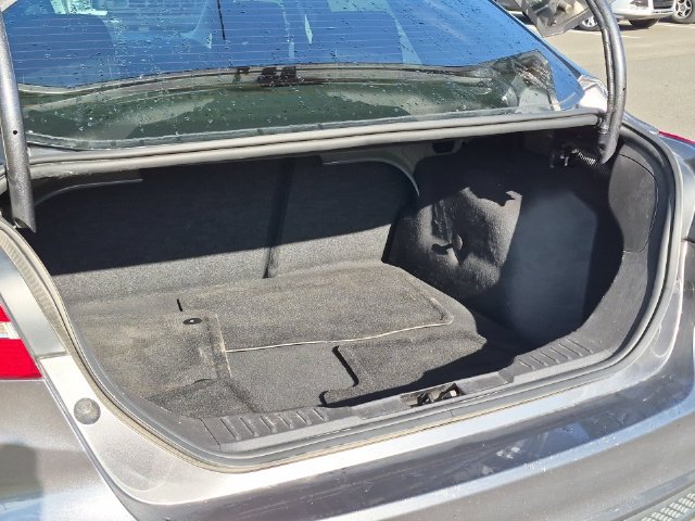 Used 2018 Ford Focus SE FWD image 32