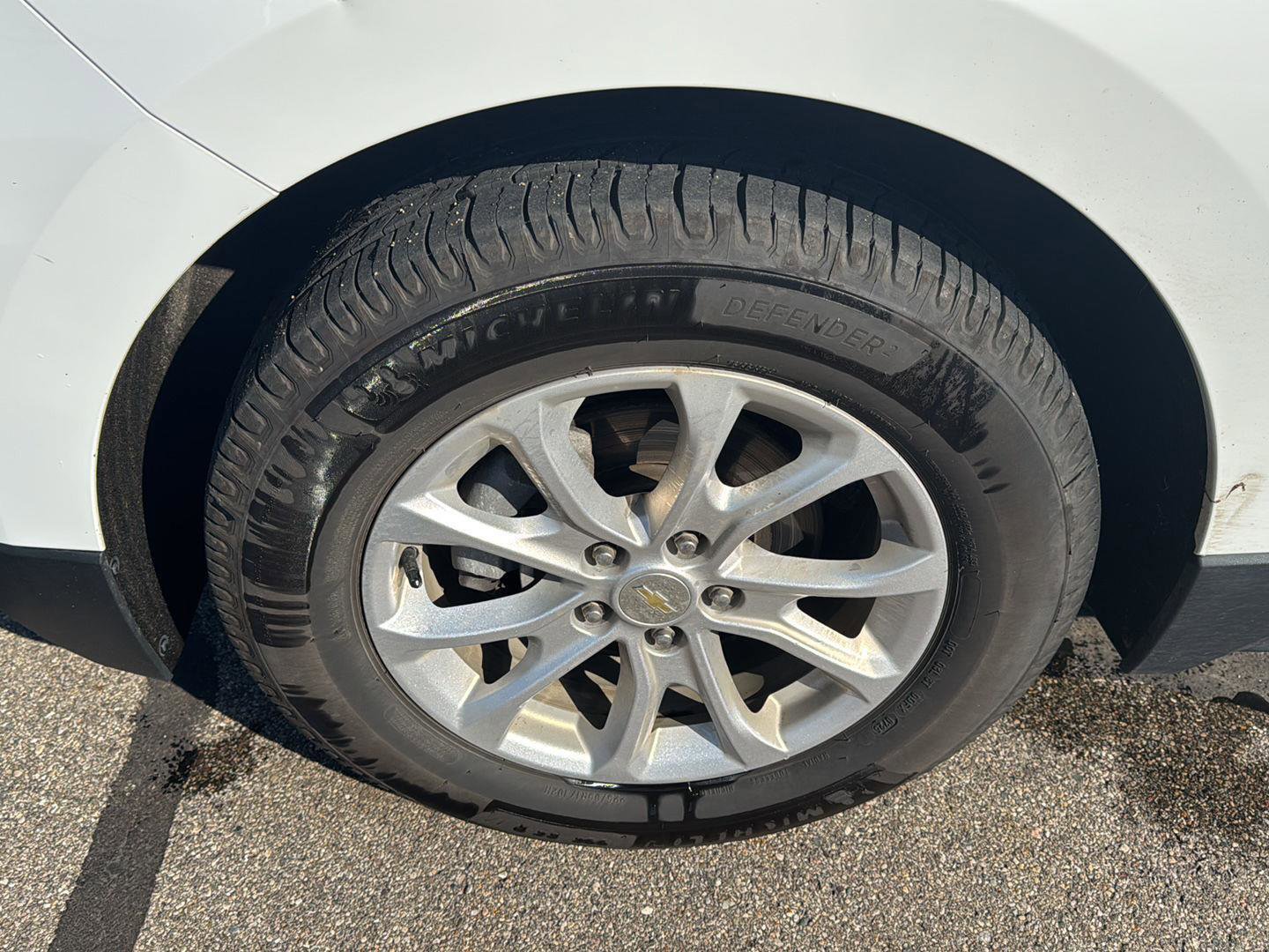 Used 2020 Chevrolet Equinox LS w/ LS Convenience Package image 10