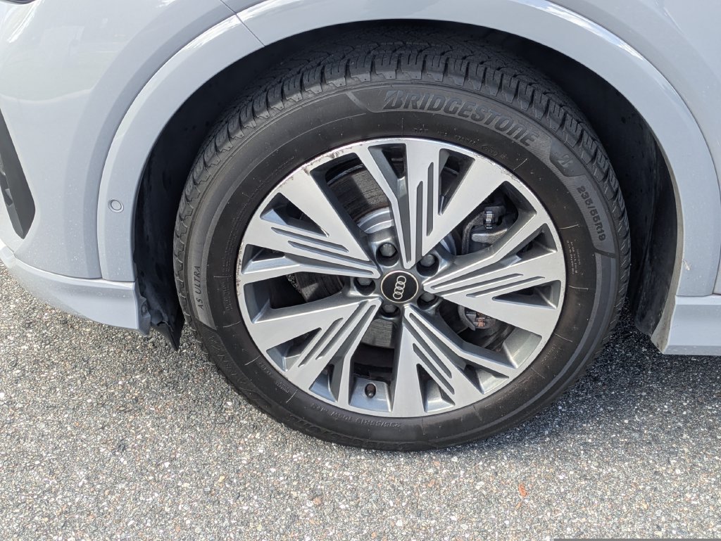Used 2023 Audi Q4 e-tron Premium Plus w/ Premium Plus RWD image 14