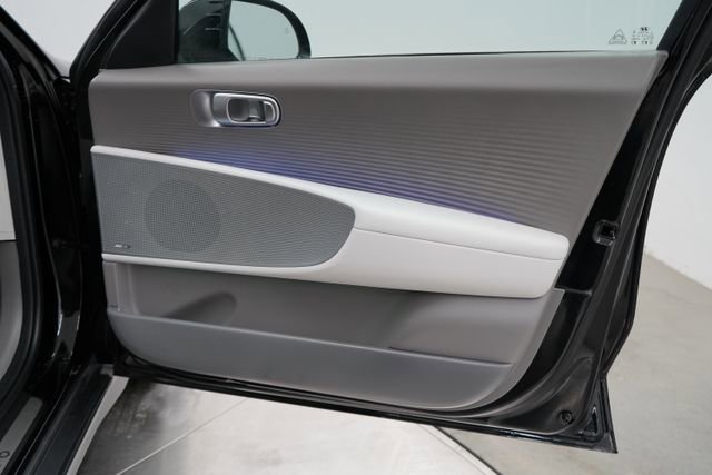 Used 2024 Hyundai Ioniq 6 Limited image 78