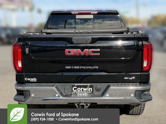 Used 2022 GMC Sierra 1500 SLT w/ SLT Premium Plus Package AWD/4WD image 18