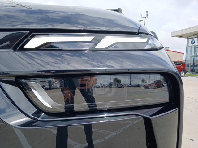 New 2027 BMW X7 xDrive40i w/ M Sport Package AWD/4WD image 4