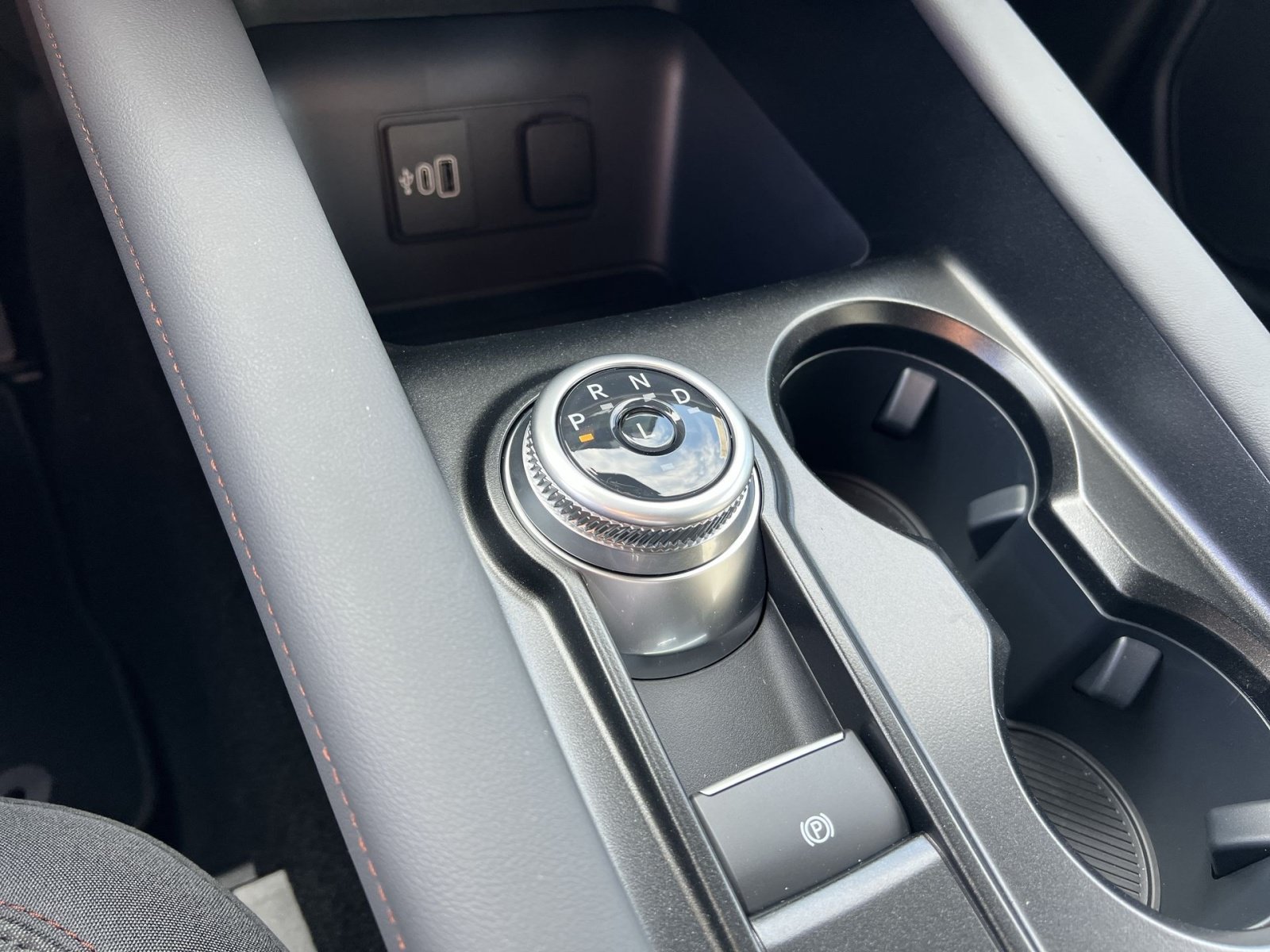 New 2027 Ford Explorer Active AWD/4WD image 21