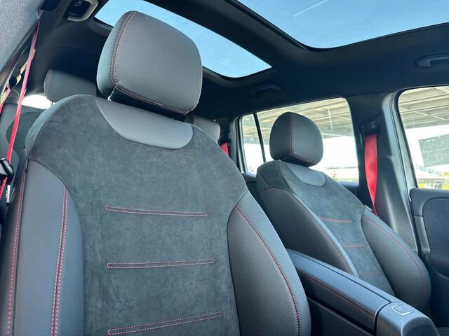 New 2026 Mercedes-Benz GLB 35 AMG 4MATIC image 17