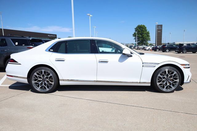 Used 2024 Genesis G90 3.5T image 4