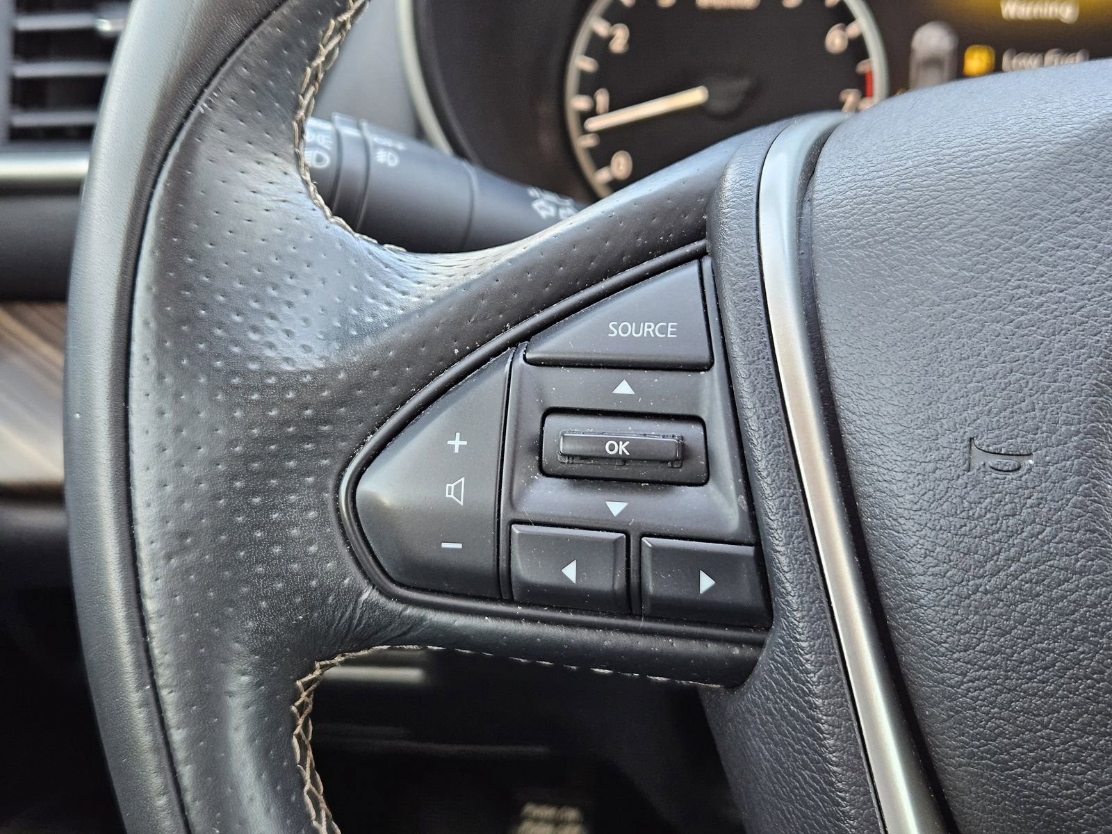 Used 2018 Nissan Maxima Platinum image 26