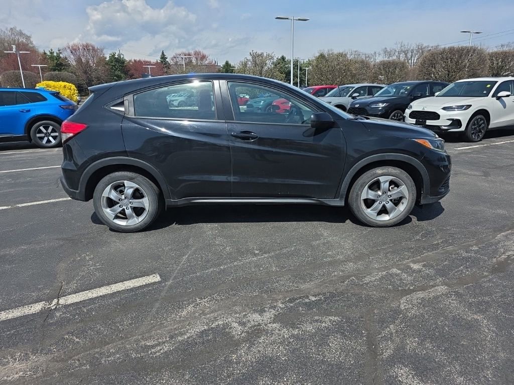 Used 2021 Honda HR-V LX image 8
