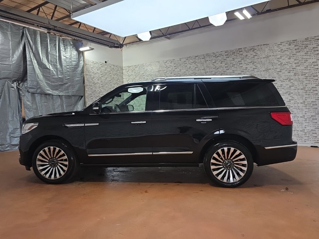Used 2019 Lincoln Navigator Reserve image 6