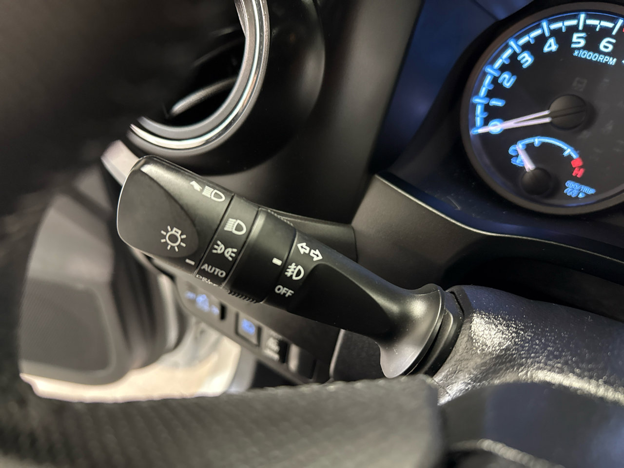 Used 2023 Toyota Tacoma TRD 4X4 Double Cab 4WD image 15