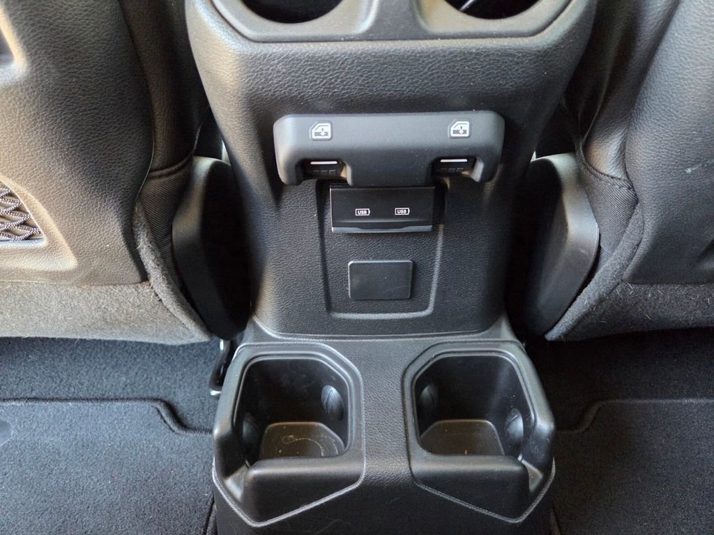 Used 2022 Jeep Gladiator Mojave w/ LED Lighting Group AWD/4WD image 15