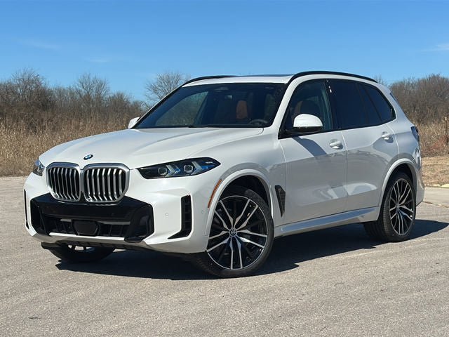 New 2026 BMW X5 xDrive40i w/ M Sport Package AWD/4WD image 32