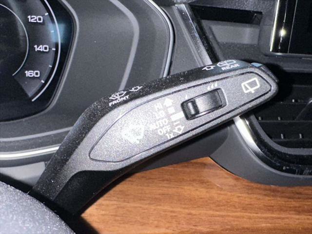 Used 2023 Audi Q5 e Premium Plus w/ Premium Plus Package AWD/4WD image 31