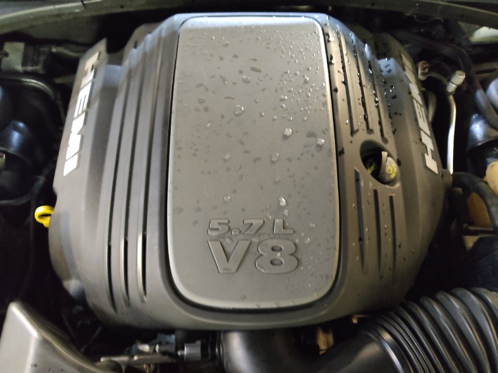 Used 2017 Dodge Challenger R/T RWD image 30
