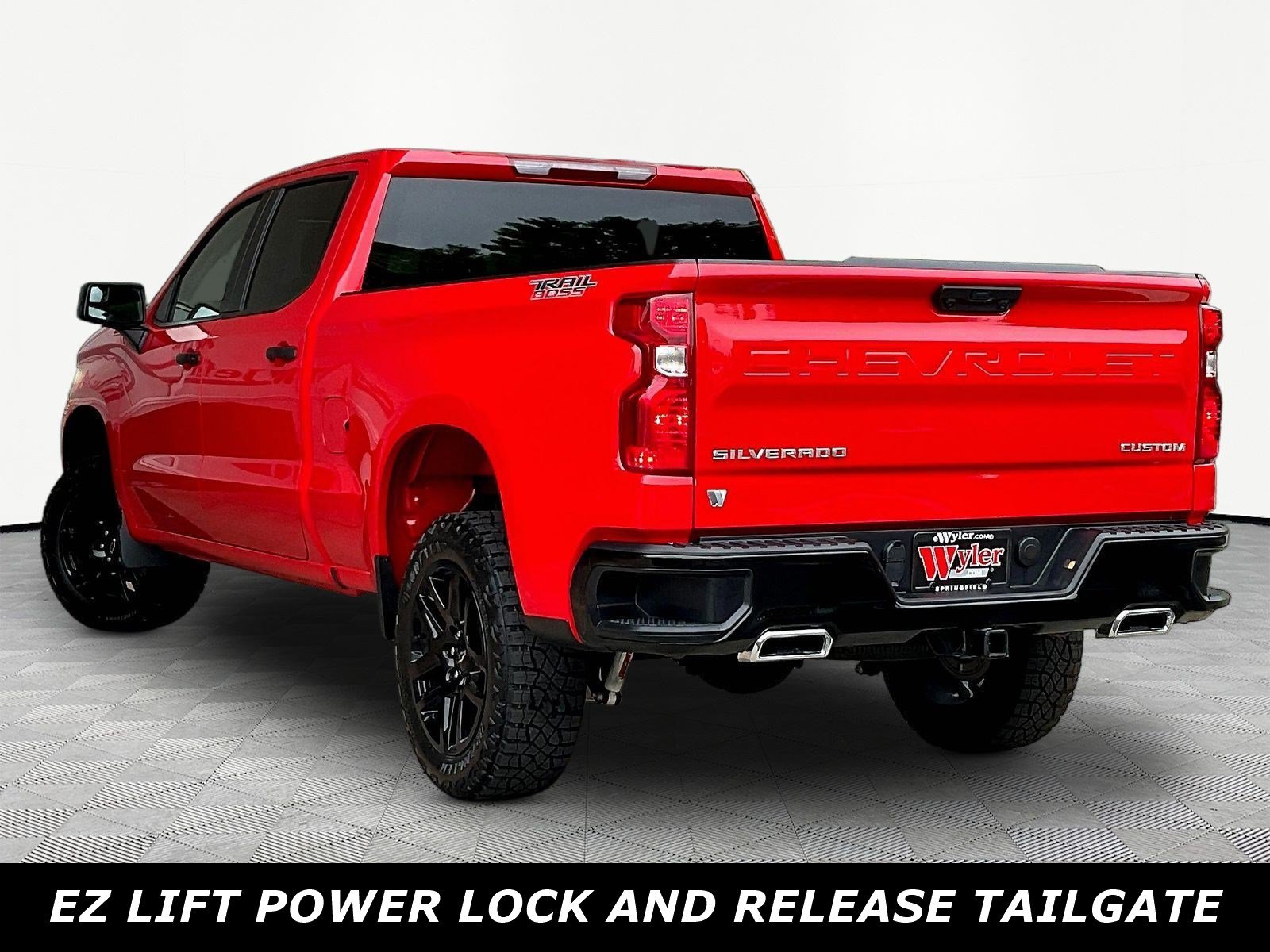 Used 2026 Chevrolet Silverado 1500 Custom Trail Boss AWD/4WD image 4