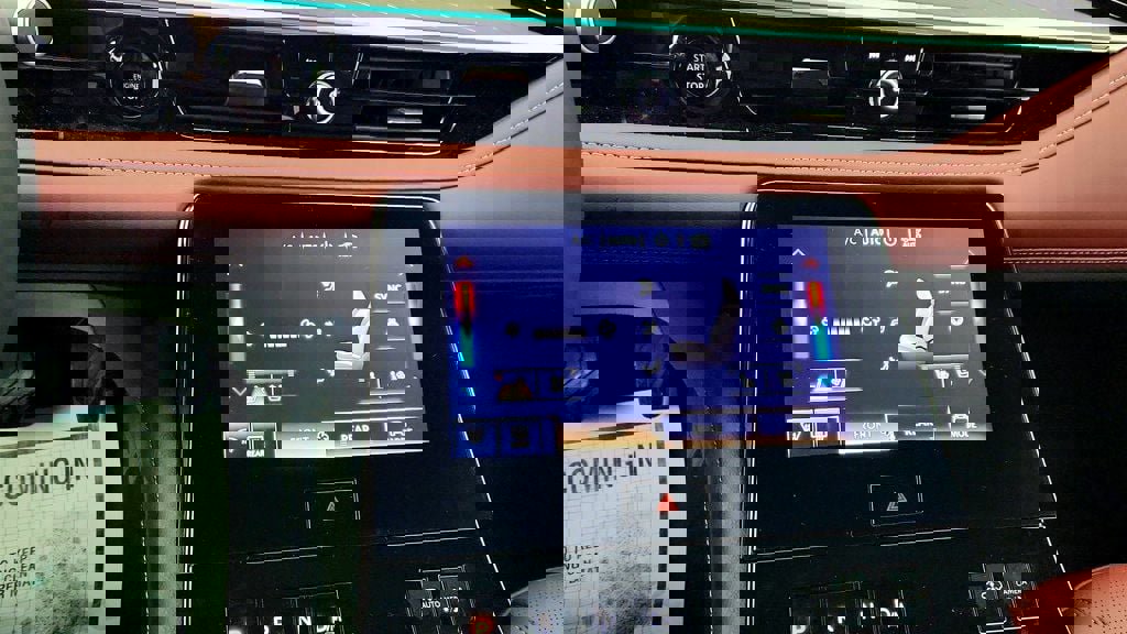 Used 2026 INFINITI QX80 Autograph w/ Premium Cargo Package image 18