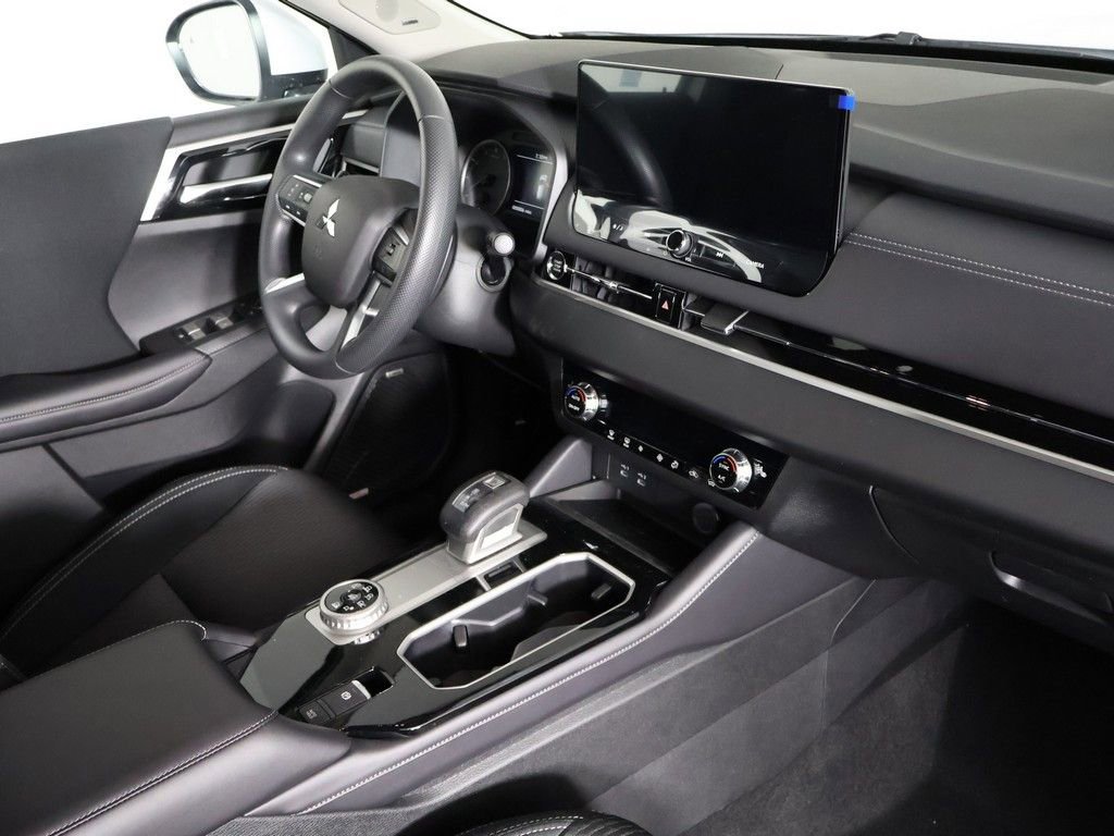 New 2026 Mitsubishi Outlander ES AWD/4WD image 28
