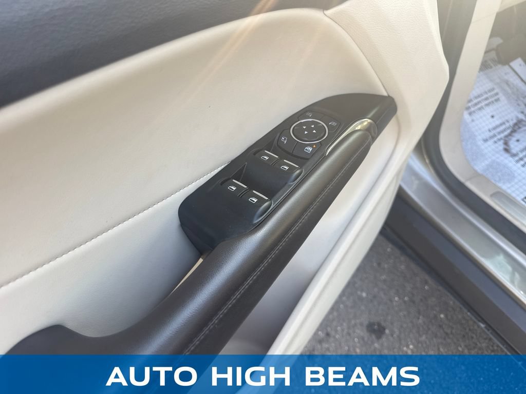 Used 2017 Lincoln MKC Reserve w/ Lincoln MKC Climate Package AWD/4WD image 11