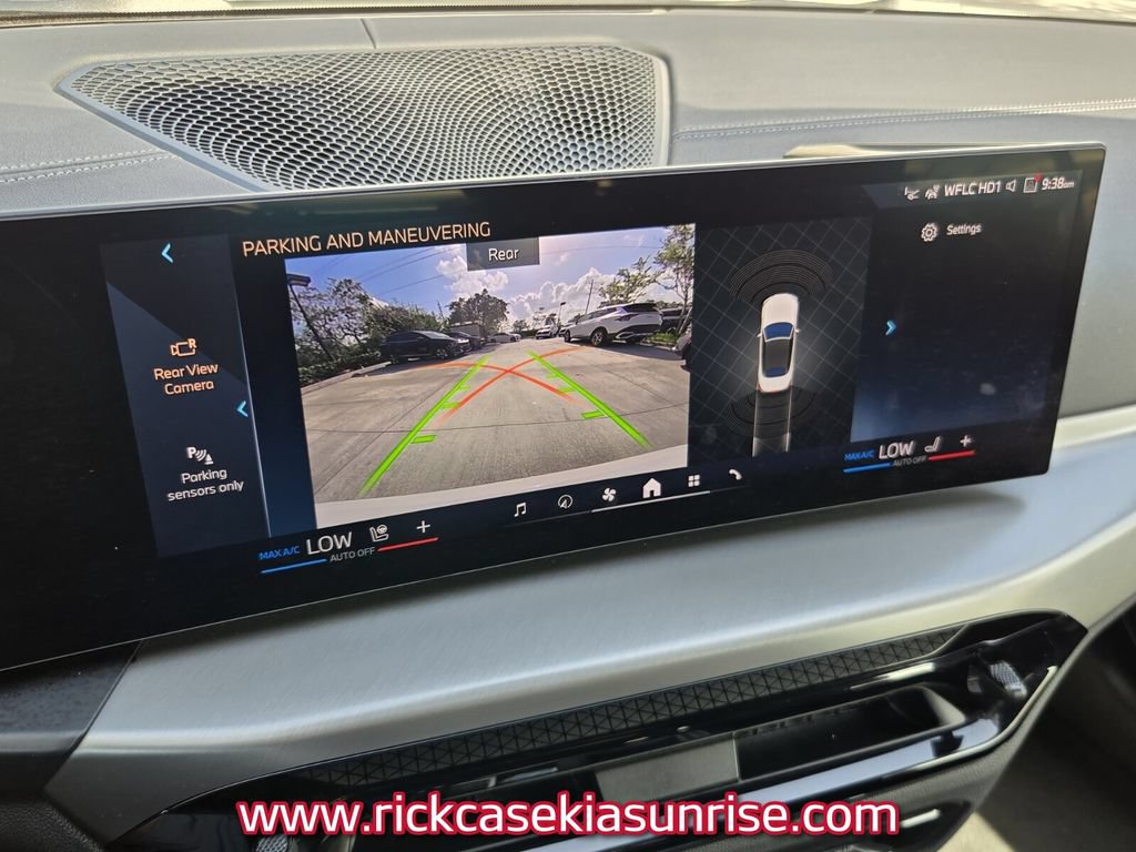 Used 2026 BMW 430i Convertible RWD image 18