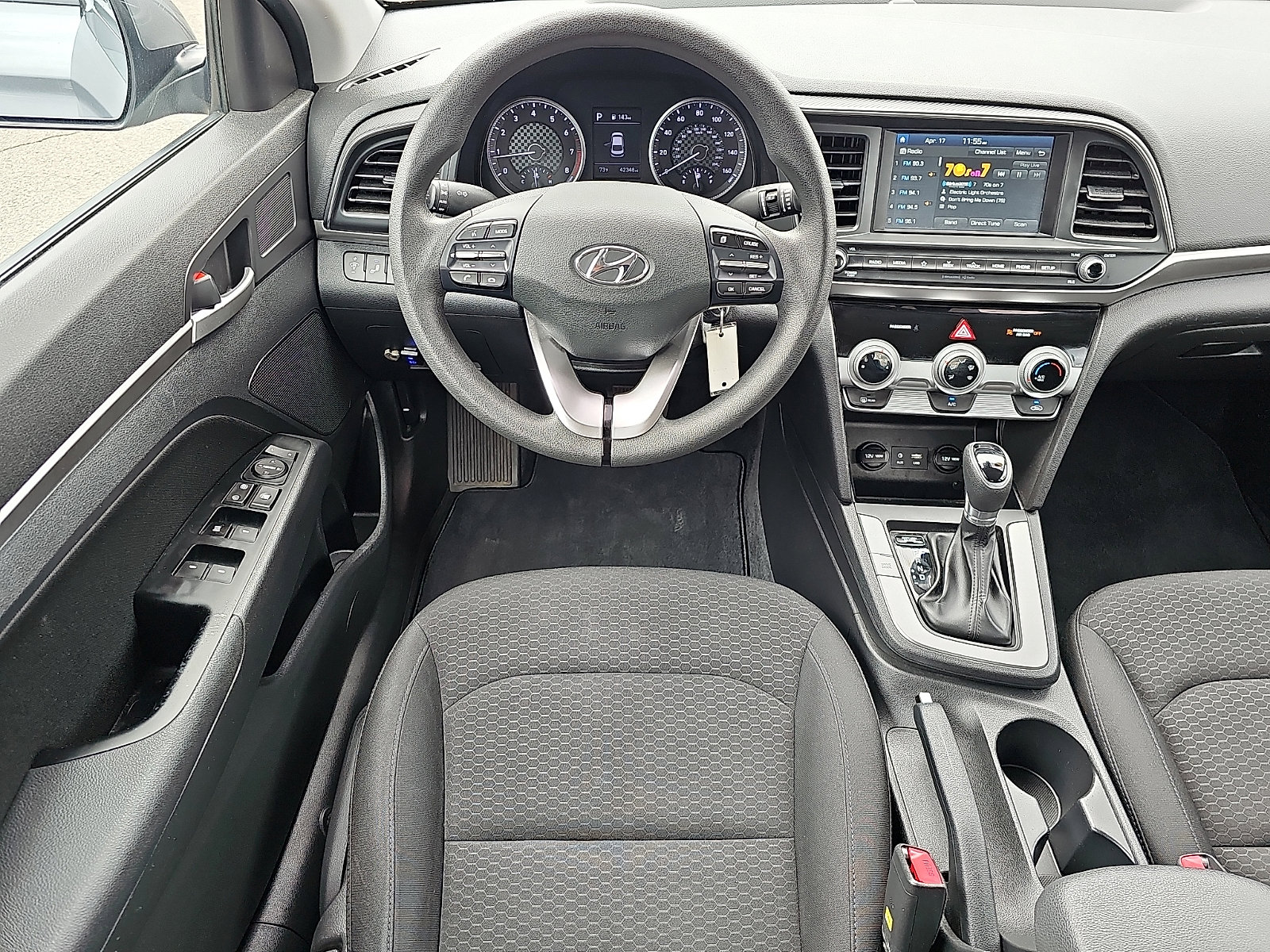 Used 2019 Hyundai Elantra SEL w/ Cargo Package FWD image 12