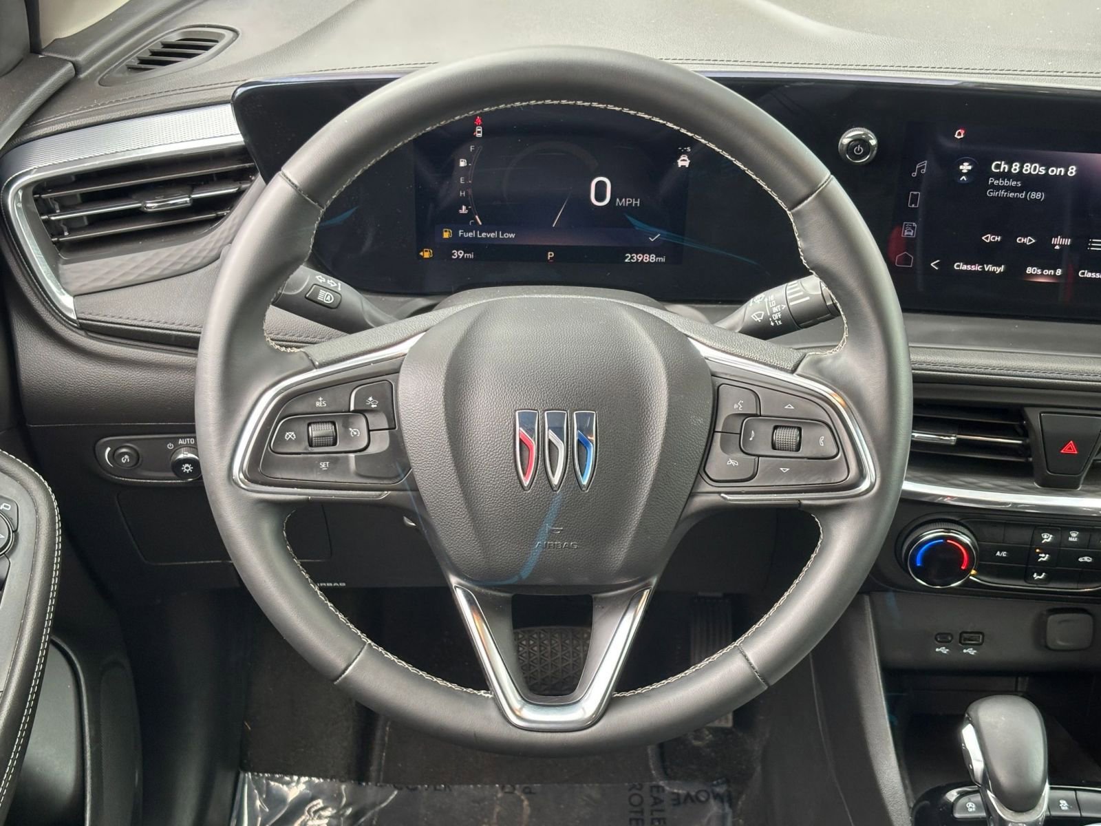 Used 2025 Buick Encore GX Preferred FWD image 29