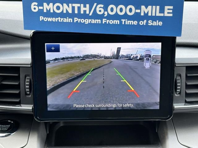 Used 2022 Ford Explorer XLT w/ Equipment Group 202A image 18