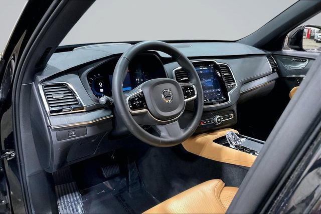 Certified 2024 Volvo XC90 B6 Ultimate w/ Protection Package Premier image 17
